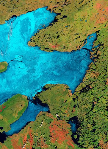 Sentinel Observation: Great Bear Lake Thermal Analysis