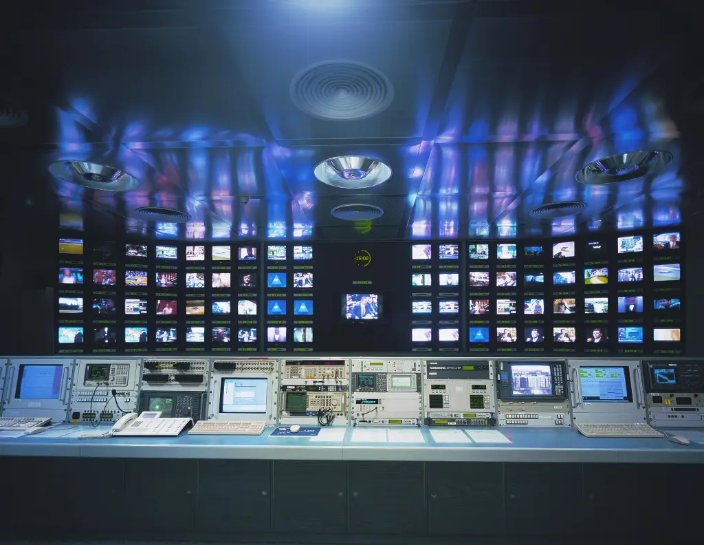 FCC Accelerates Spectrum Clearance and Licensing Reform