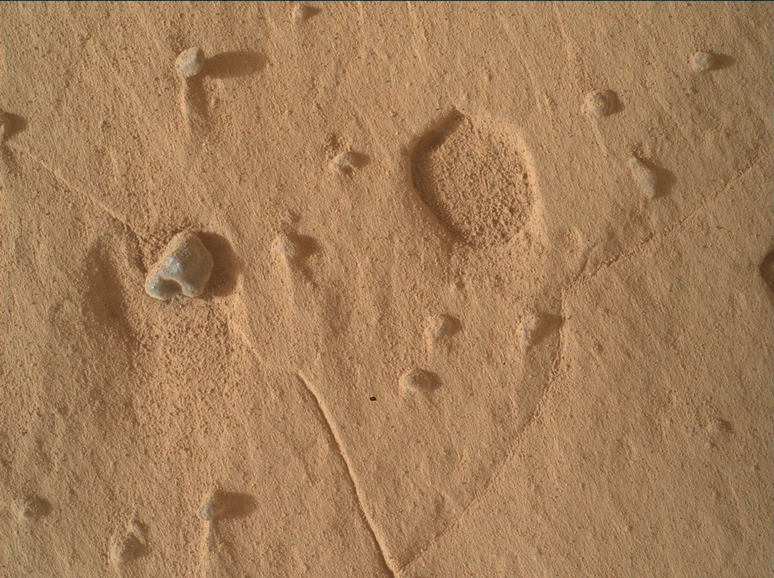 Curiosity Rover: Software Upgrades and High-Altitude Mars Surveys