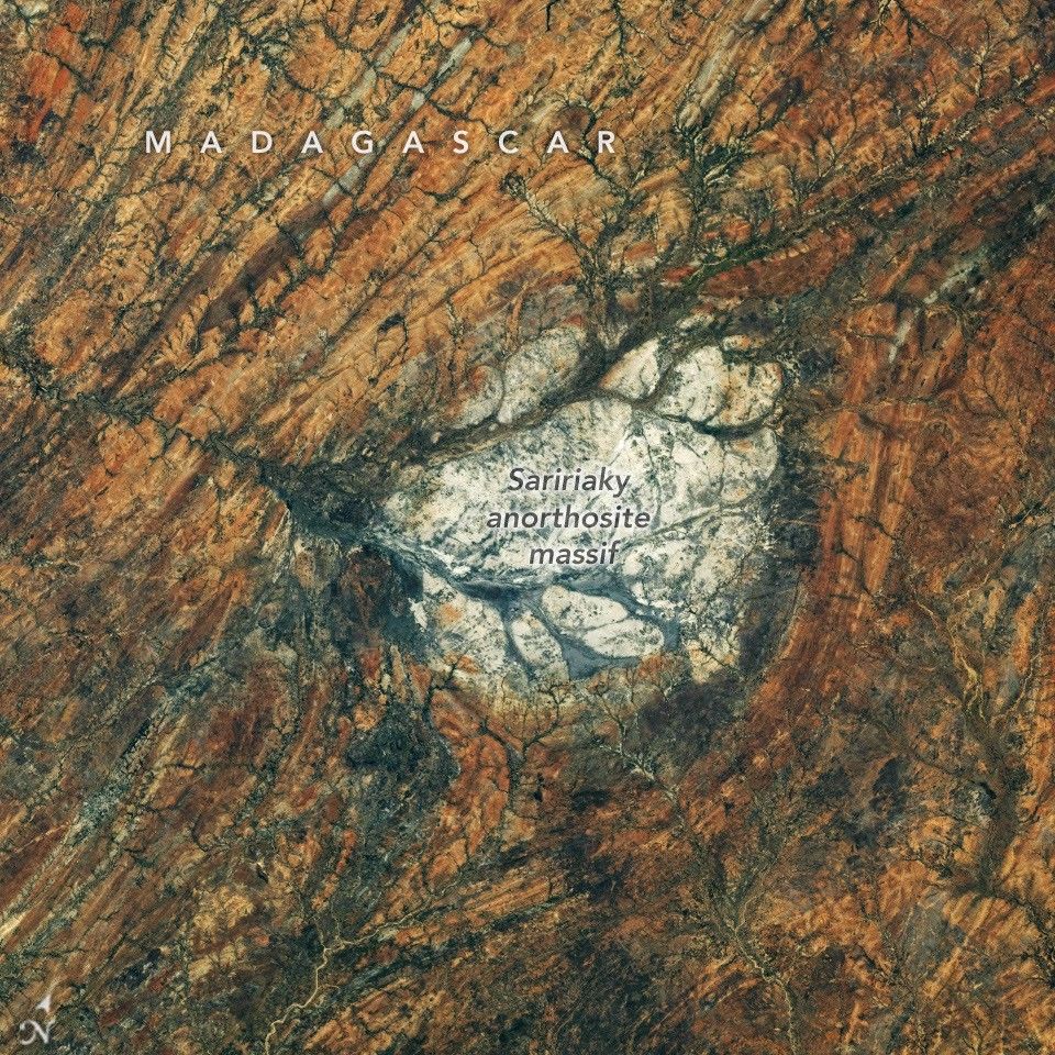 Terrestrial Proxy: Madagascar’s Lunar Landscapes Analyzed