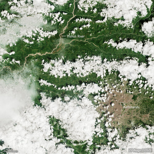 Sentinel-2 Tracks Devastating Flash Flood in Nepal