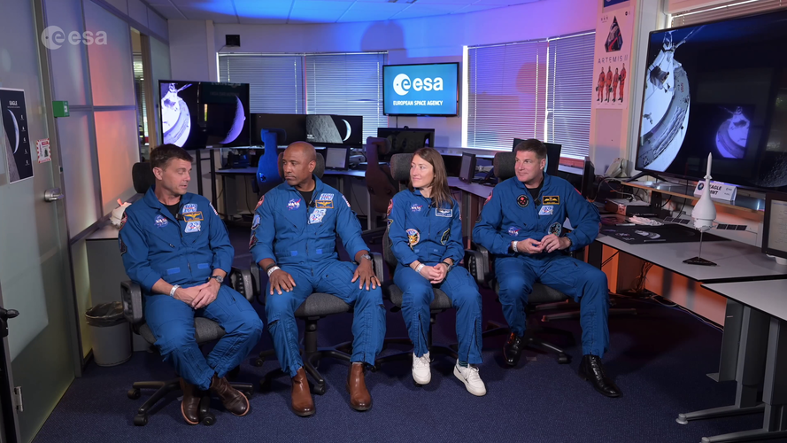 Artemis II Crew Inspects European Service Module at ESTEC